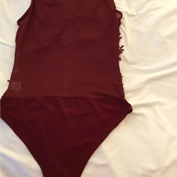 NWT CHARLOTTE RUSE SHEER BODYSUIT SIZE SMALL - Picture 3 of 5